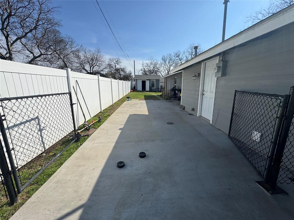 WYATT-REV - Residential