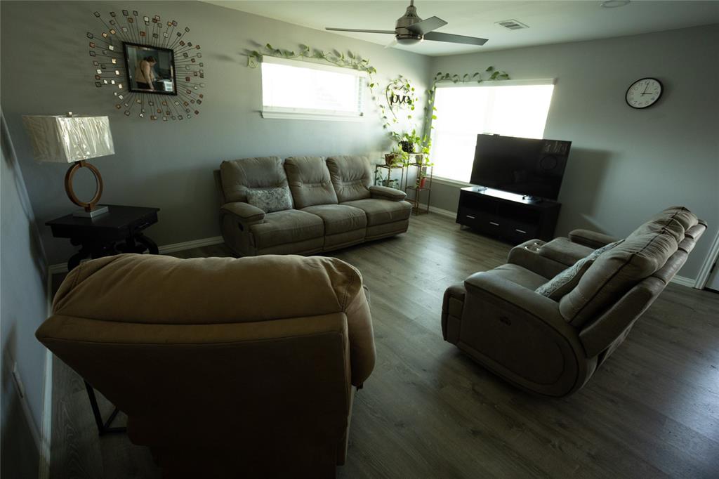 WYATT-REV - Residential