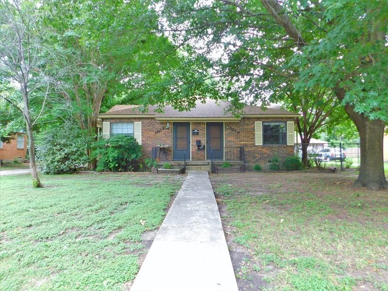 Photo of 1010 Denton Street, Denton, TX 76201 (MLS # 21350372)