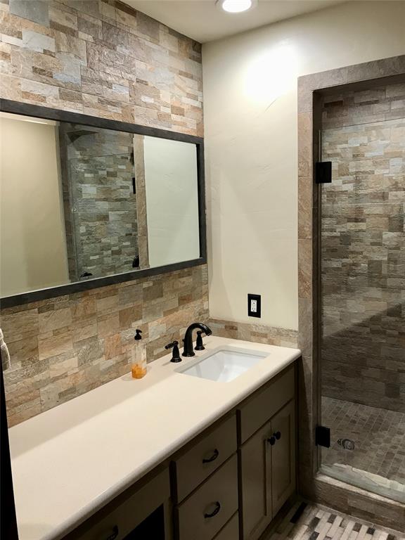 A Winfrey 548 - Farm