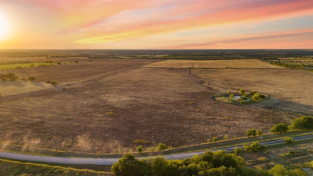 TOMAS DE LA VEGA - Land