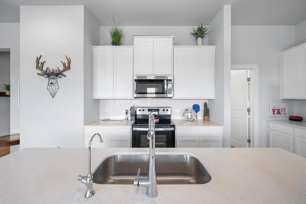 CIELO EAST CITY HOMES - Residential