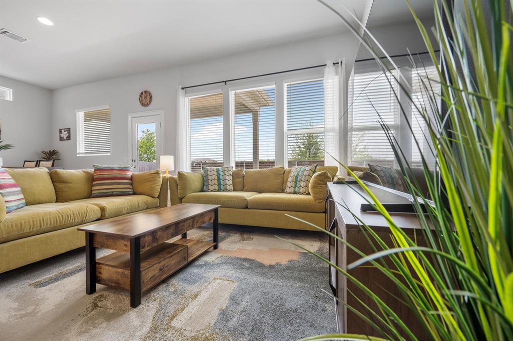 CIELO EAST CITY HOMES - Residential