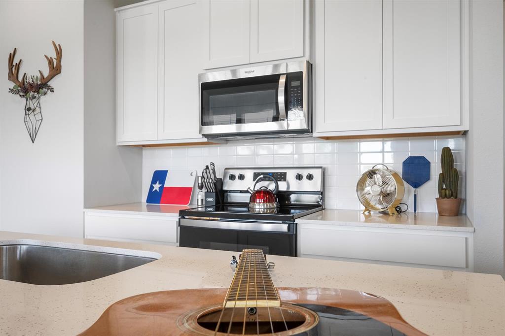 CIELO EAST CITY HOMES - Residential