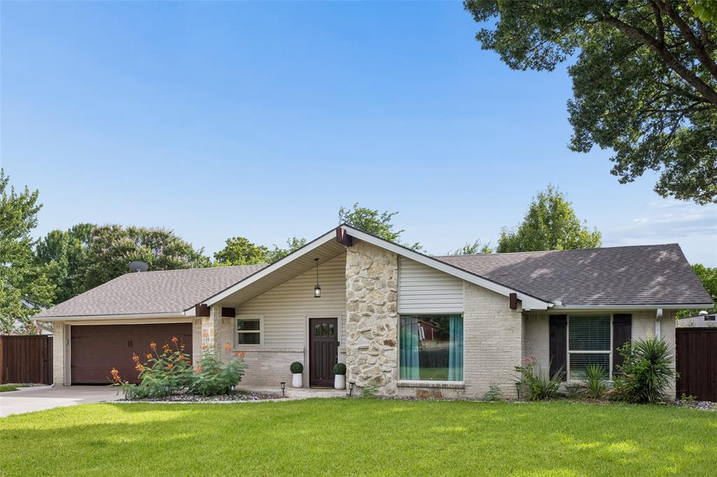 2732 Bay Meadows Circle