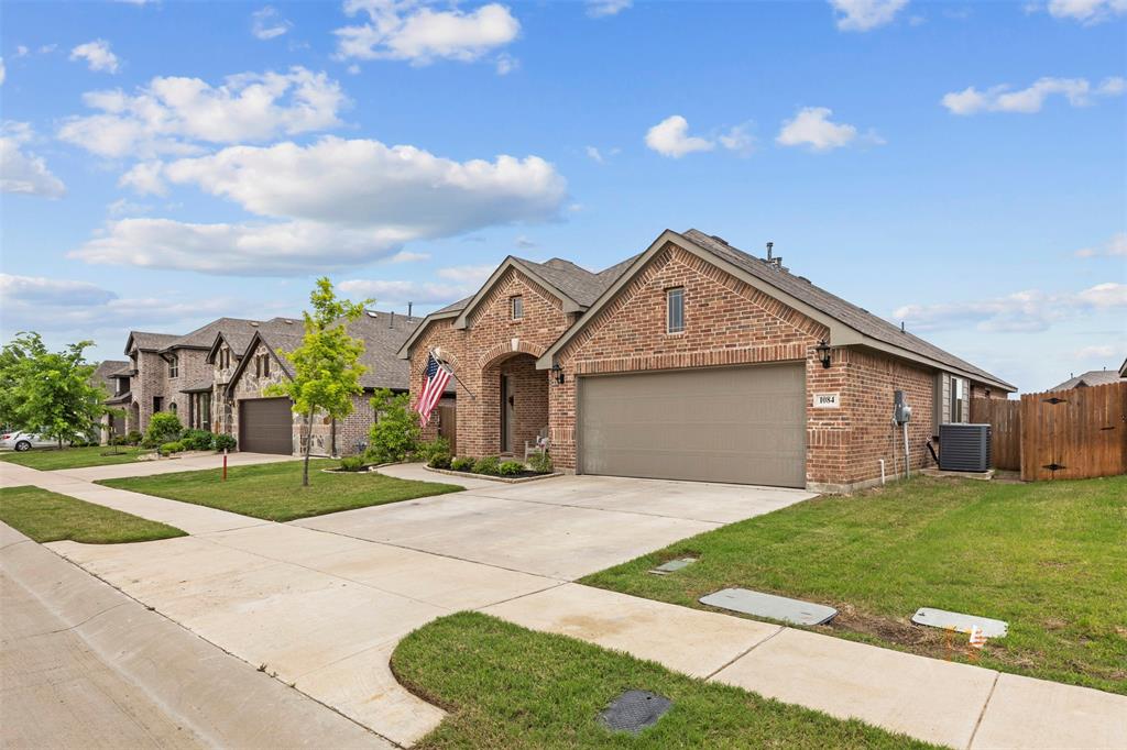 1084 Imperial Eagle Road