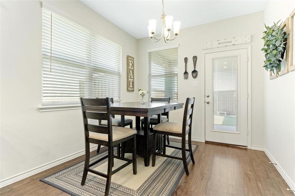 Valencia On The Lake - Residential