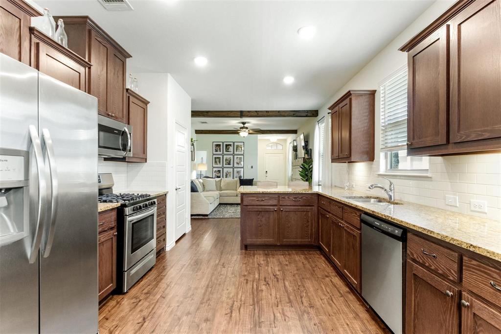 Valencia On The Lake - Residential