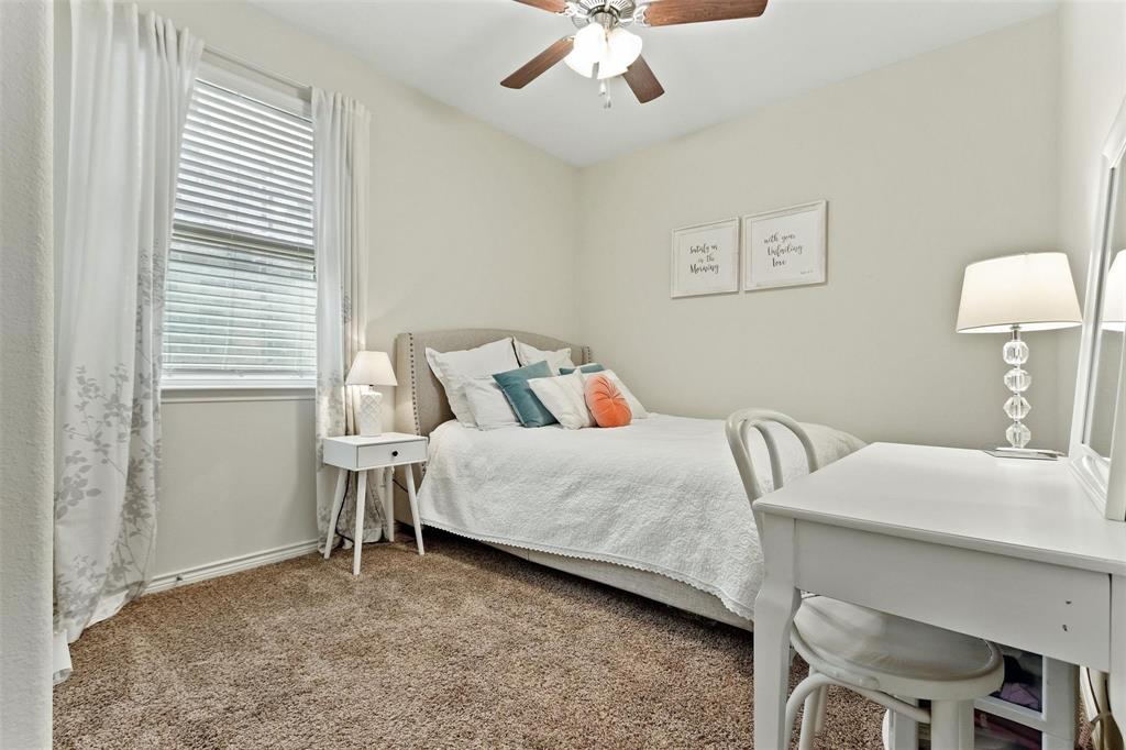 Valencia On The Lake - Residential