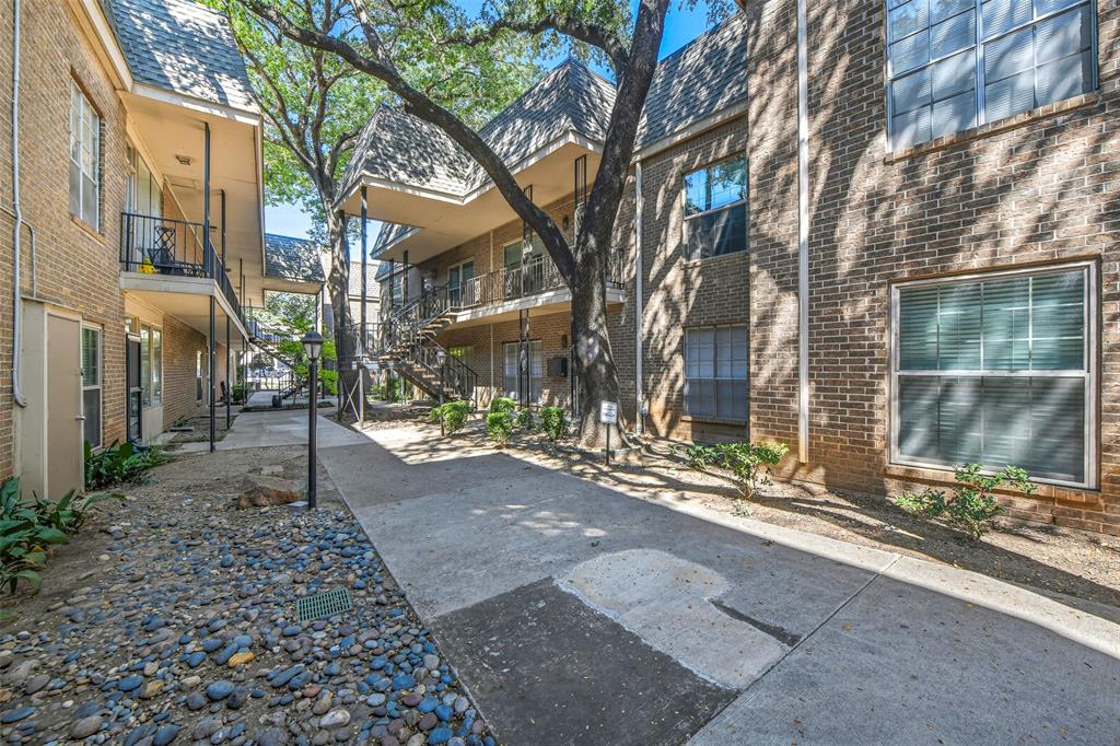4420 Harlanwood Drive 229