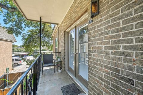 4420 Harlanwood Drive 229 Fort Worth TX 76109