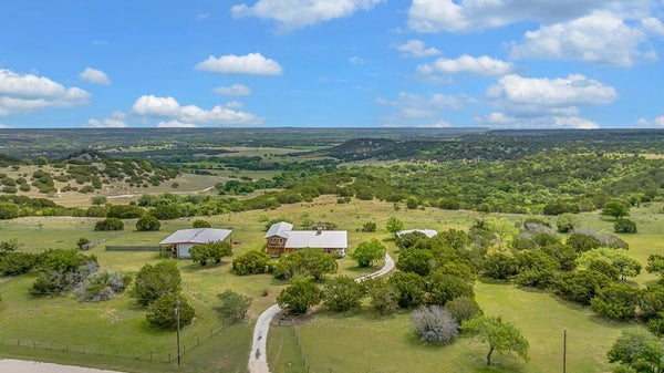 120 PRIVATE ROAD 2123, MERIDIAN, TX 76665 - Image 2b155ba809558ee5cebe5e59edeb483d/1358484830
