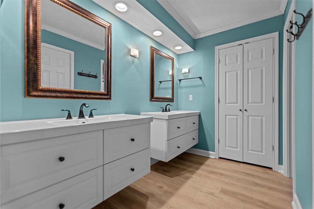 Emerald Bay - Residential