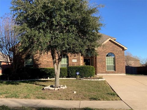 920 Macaw Way DeSoto TX 75115