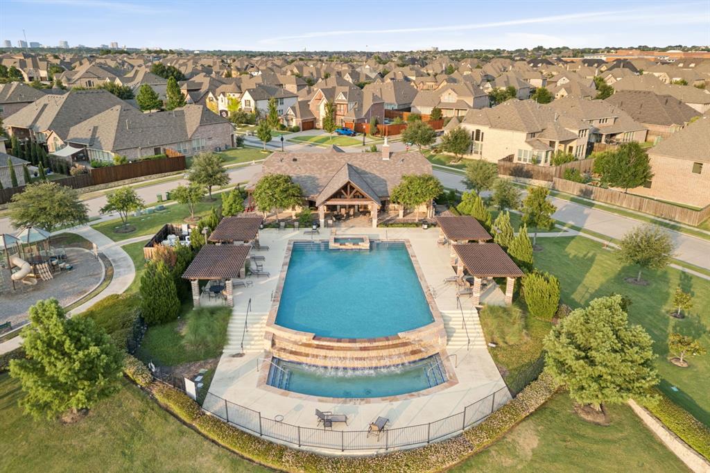 2252 HIDALGO Drive