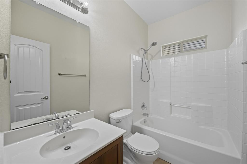 Denton, Texas 76226, United States, 3 Bedrooms Bedrooms, ,2 BathroomsBathrooms,Residential,Active,208541