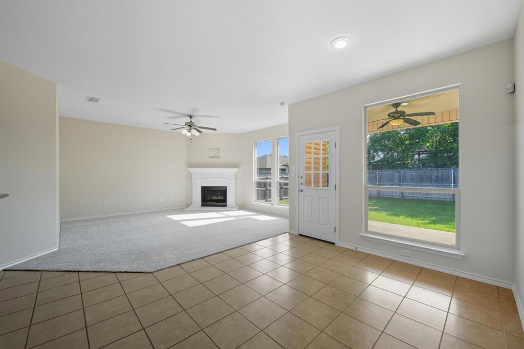 Denton, Texas 76226, United States, 3 Bedrooms Bedrooms, ,2 BathroomsBathrooms,Residential,Active,208541