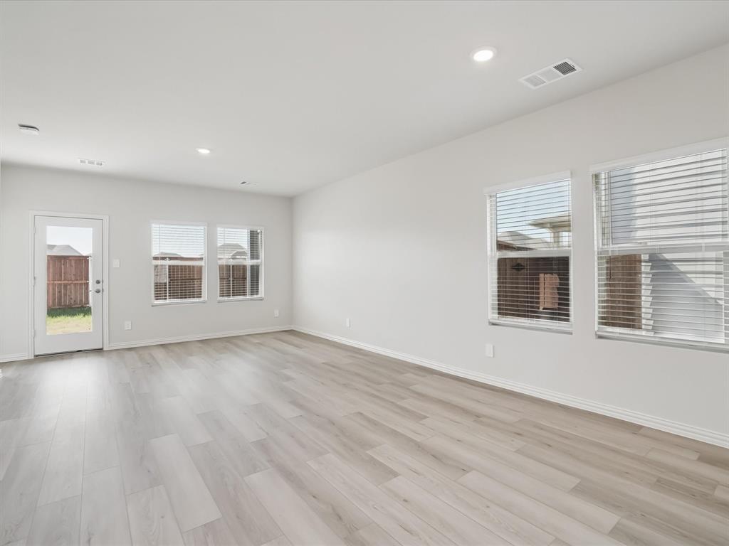 Lakehaven - Residential