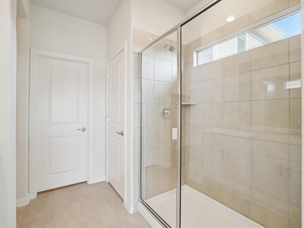 Lakehaven - Residential