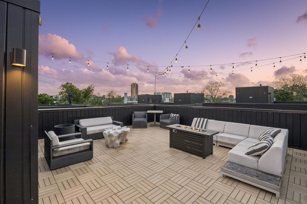 Dinsmore Court - Residential