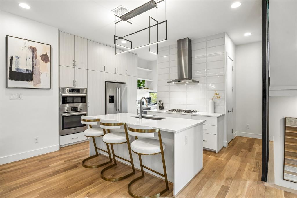 Dinsmore Court - Residential