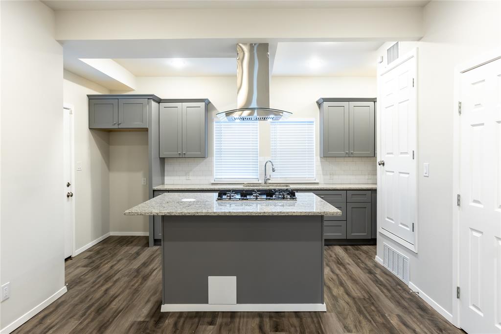 E H Rays - Residential Lease