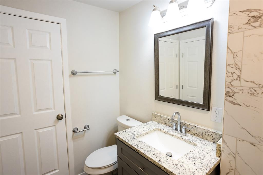 E H Rays - Residential Lease