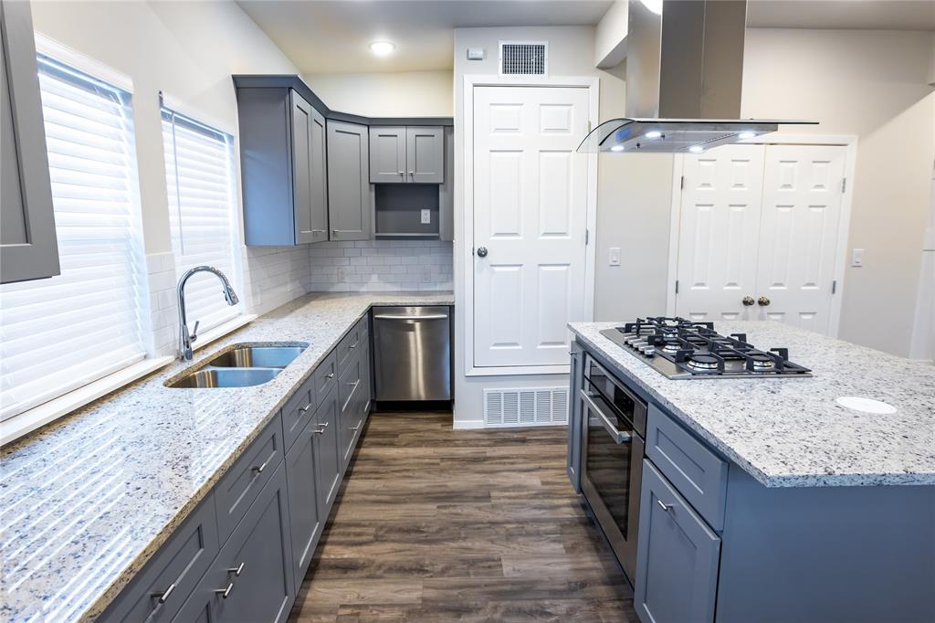 E H Rays - Residential Lease