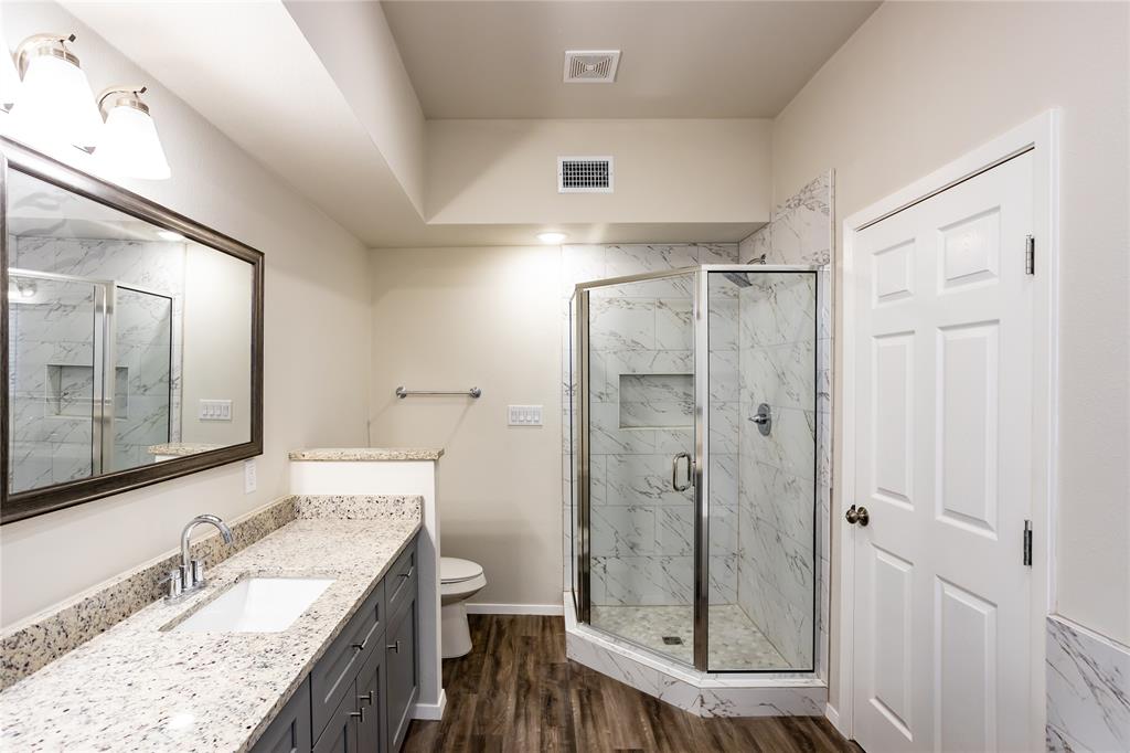 E H Rays - Residential Lease