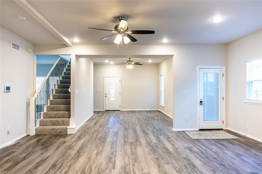 E H Rays - Residential Lease