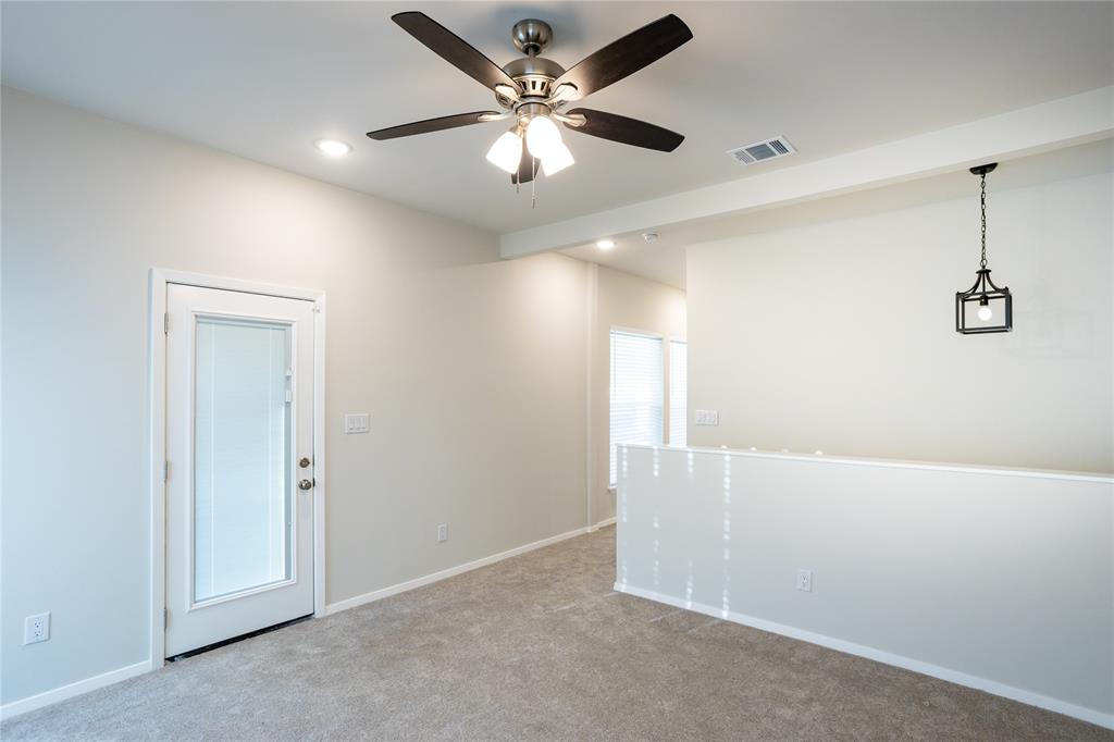 E H Rays - Residential Lease