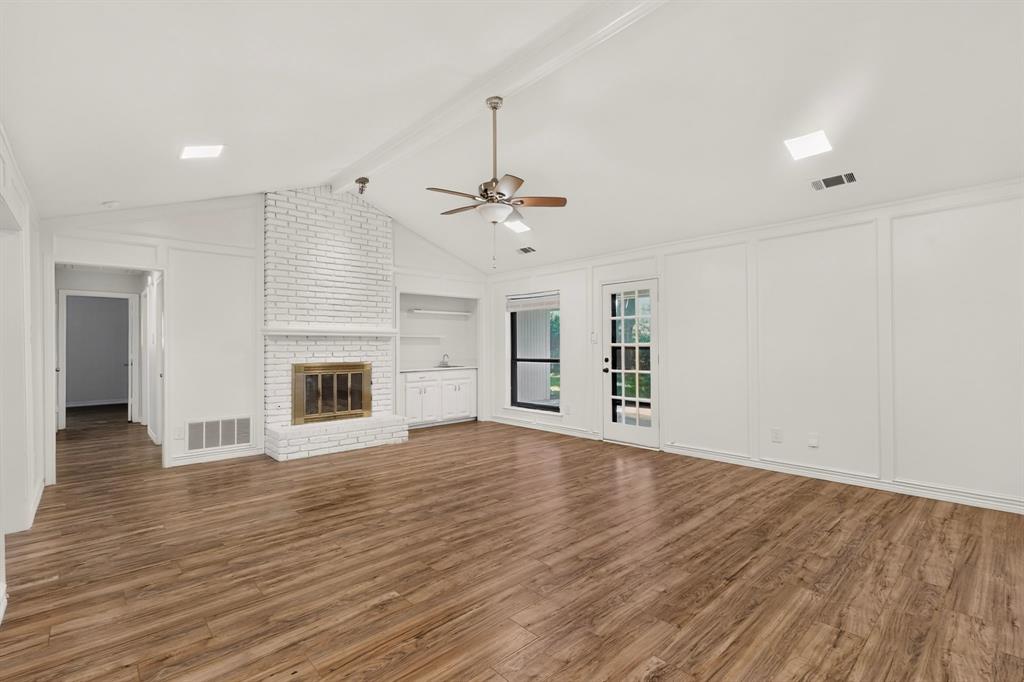 605 Palomar Lane