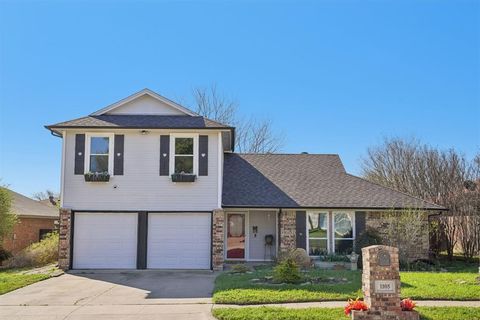 1105 Parkhill Avenue Saginaw TX 76179