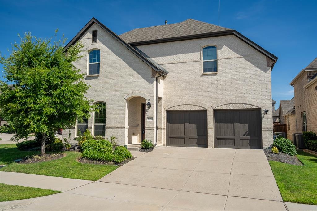 121 Erling Lane