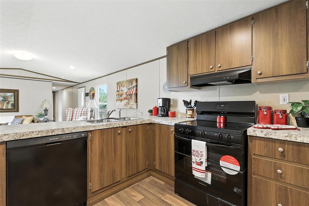 Lake Granbury Hbr Sec D - Residential Lease