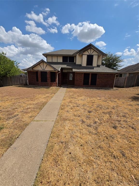 405 Raintree Circle