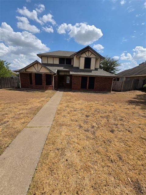 Photo of 405 Raintree Circle, DeSoto, TX 75115 (MLS # 21378755)