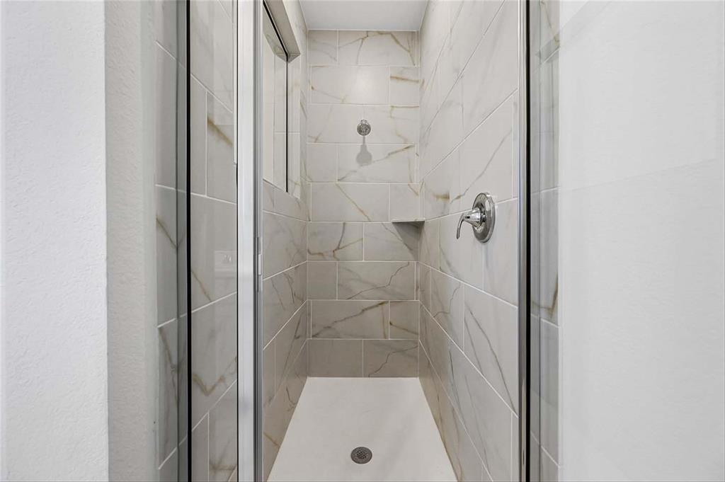 ArrowBrooke 60s - Residential