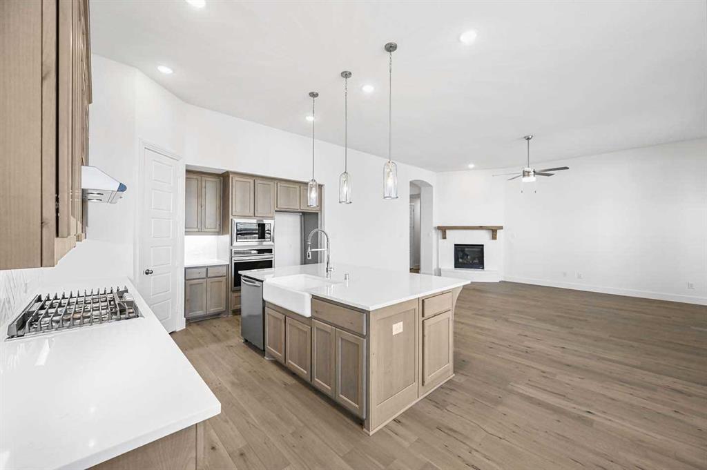 ArrowBrooke 60s - Residential