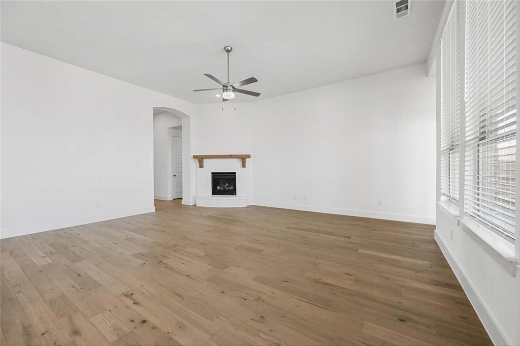 ArrowBrooke 60s - Residential