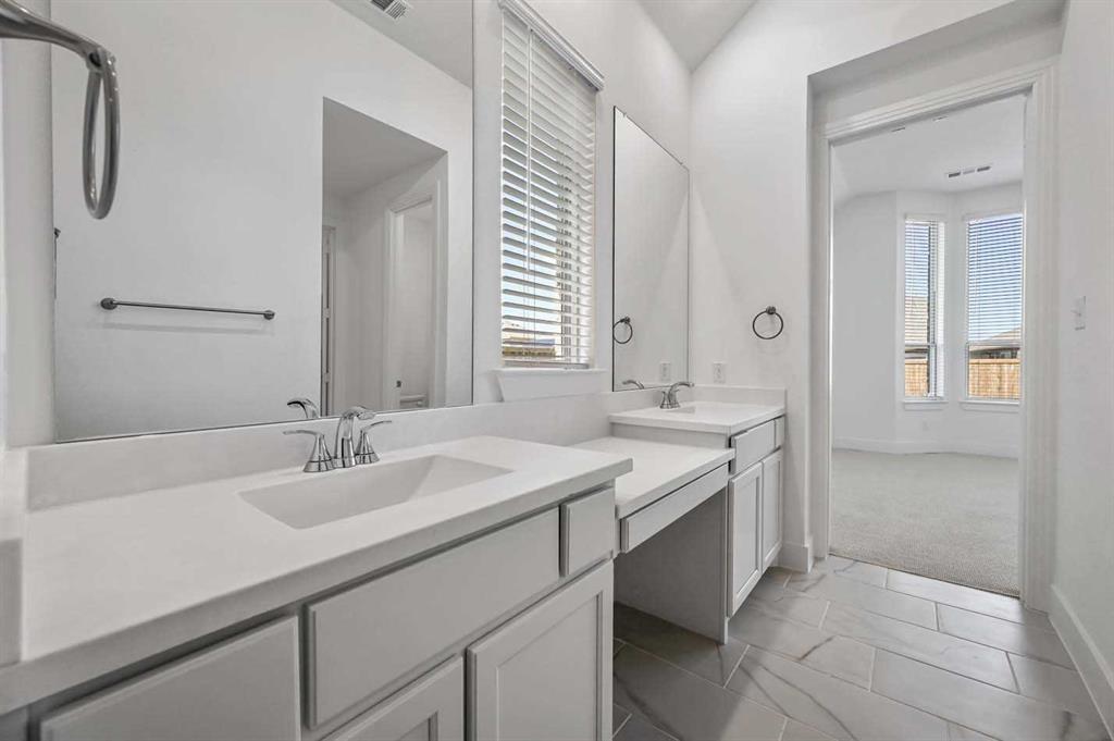 ArrowBrooke 60s - Residential