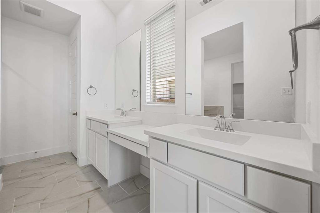 ArrowBrooke 60s - Residential