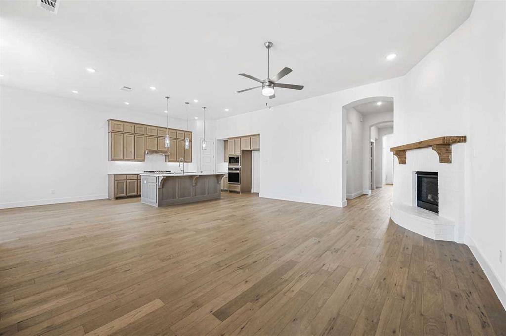 ArrowBrooke 60s - Residential