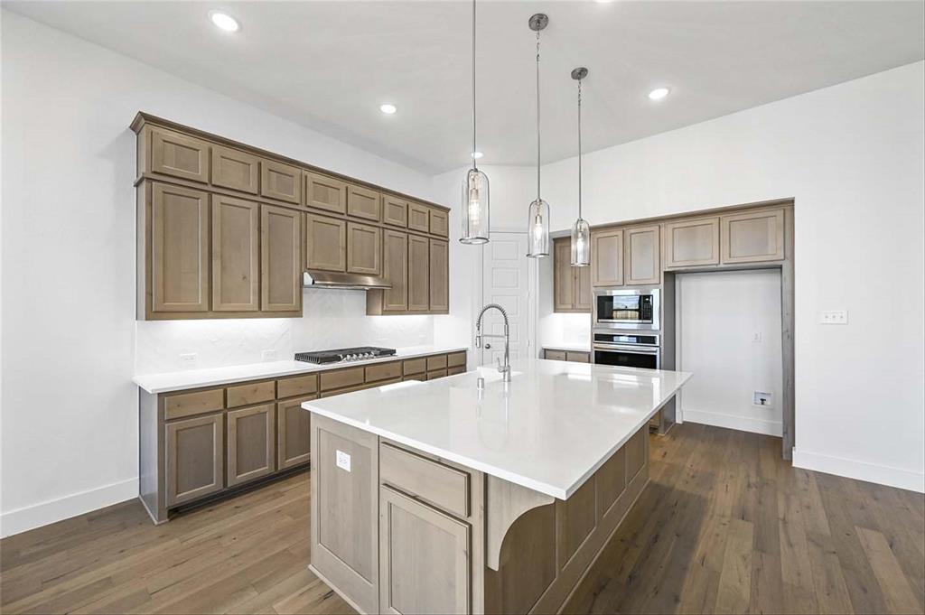 ArrowBrooke 60s - Residential