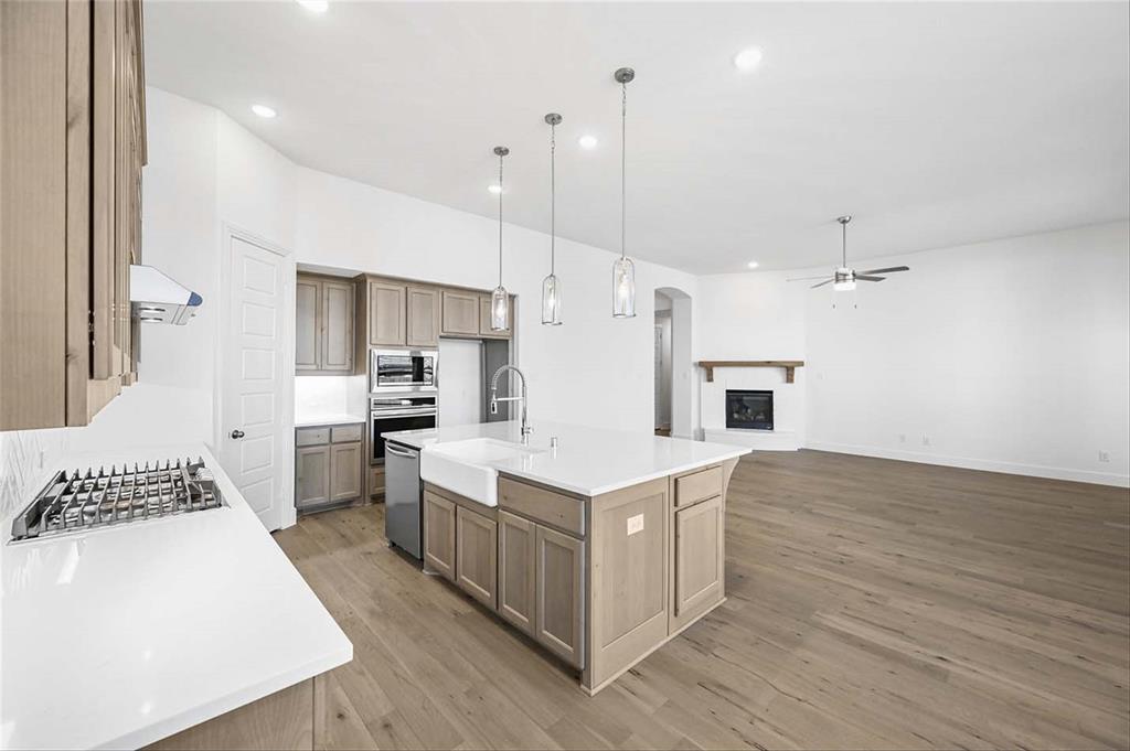 ArrowBrooke 60s - Residential