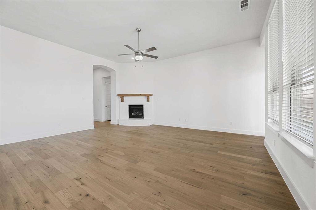 ArrowBrooke 60s - Residential