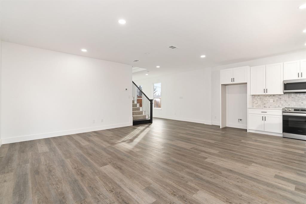 1931 Life Avenue