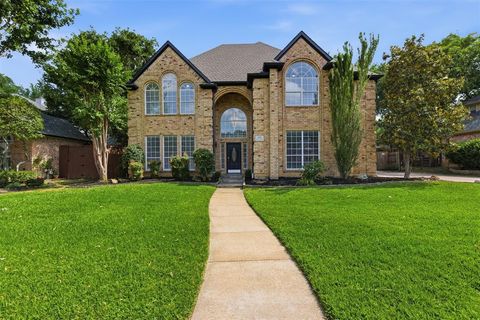 Photo of 305 W Mill Valley Drive, Colleyville, TX 76034 (MLS # 21274748)