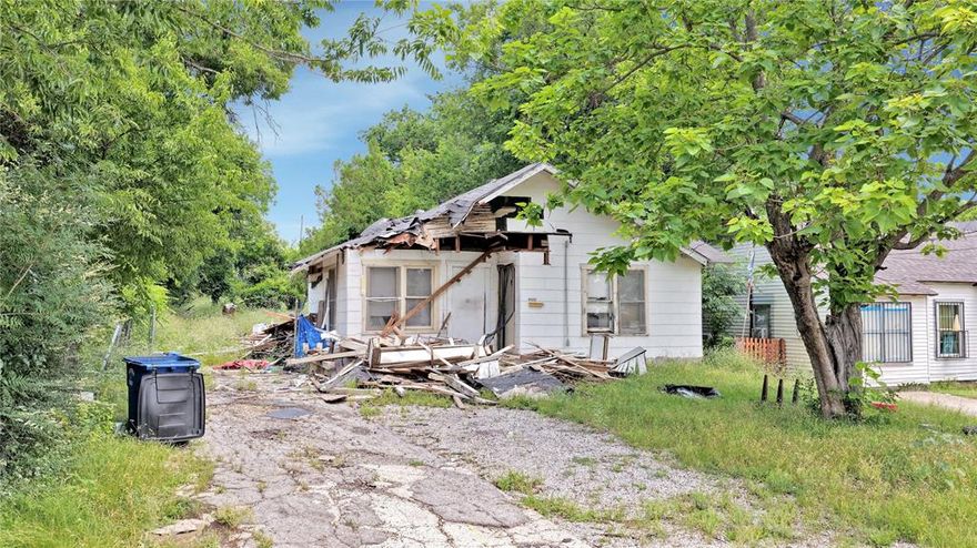 If you want a fixer-upper, then look no further! This property is being sold for lot value only. Home is uninhabitable. Seller to do no repairs, demolition, or haul-off. Property is sold as-is, where-is. No seller's disclosure or survey available. Interior access is not allowed. Photos will be coming soon.