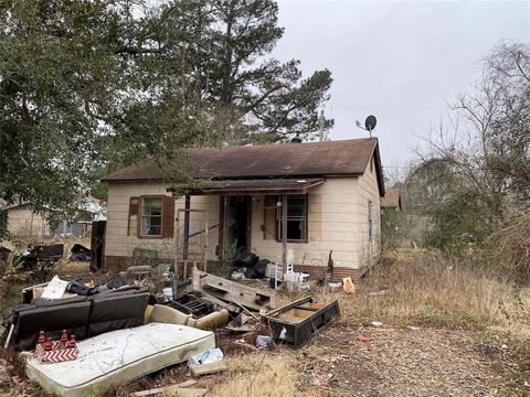 10 Winn Place Hooks TX 75561